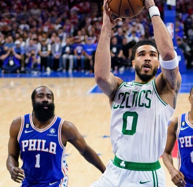 Jayson Tatum Overcomes Poor Play, and Celtics Survive (6)
